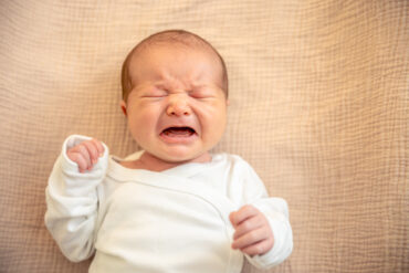 Baby huilt ineens veel? 7 minder bekende oorzaken